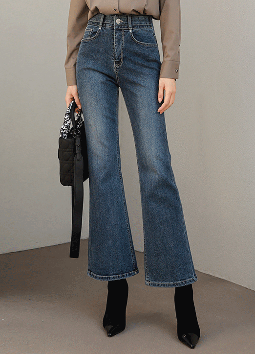 Elastic Back Waist Brushed-Lining Boot-cut Jeans