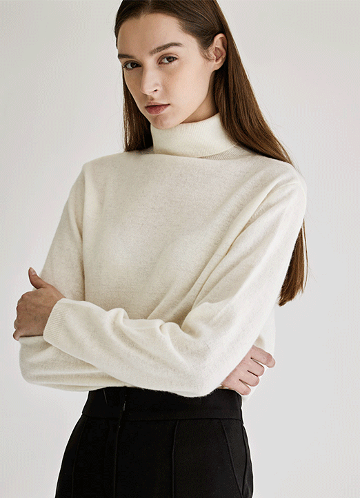 [The Onme] Cashmere-Blend Slim Turtleneck Knit Top						