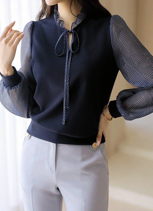 [LouisAngel] Mystic Sheer Sleeve Jacquard Blouse