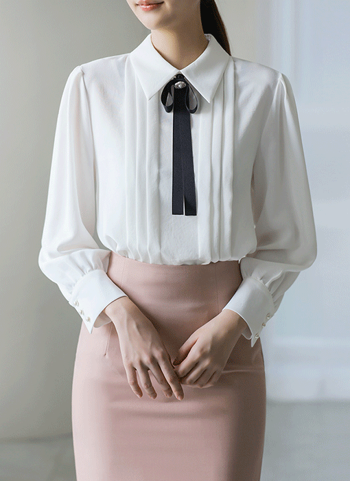 Elegant Pin-Tuck Blouse with Brooch 