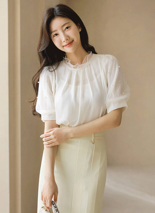 Pearl Whisper Puff Blouse