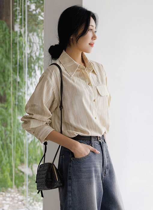 [The Onme] Gradient Gold Button Corduroy Shirt