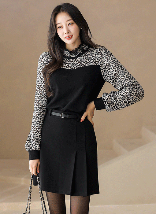 [LouisAngel] Romantic Lace Contrast Ribbed Feminine Blouse