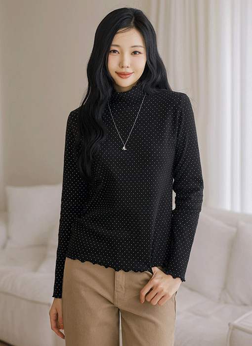 [The Onme] Soft Dot Ruffle Turtleneck Tee