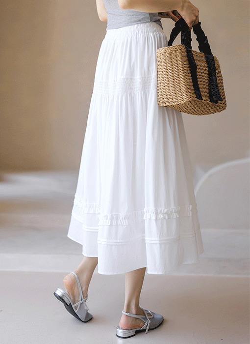 [The Onme] Romantic Detail Ivory Flare Skirt