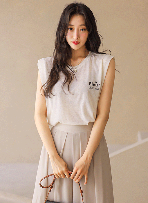[The Onme] Fleur Lettering Linen Blend Cap-Sleeve Top