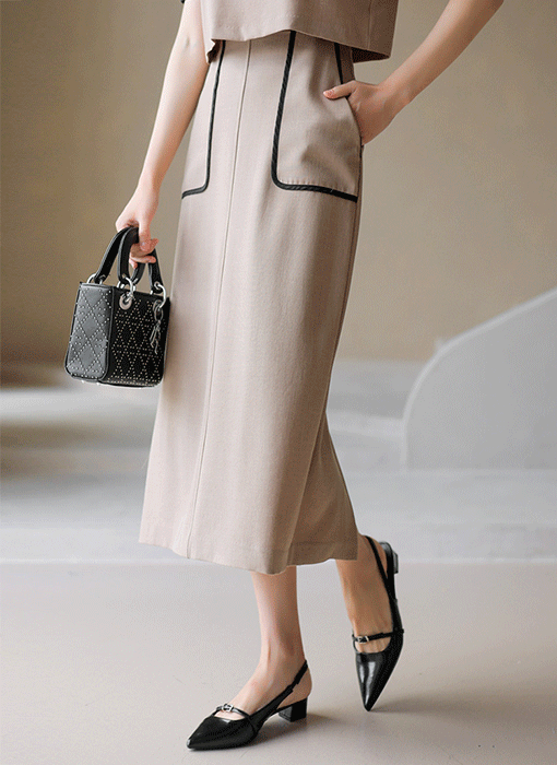 Contrast Trim Pocket Refined H-Line Skirt