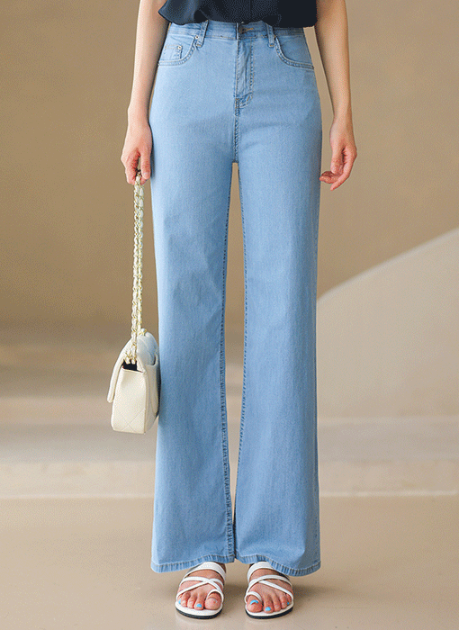 Light Wash Hidden-Band Straight Jeans