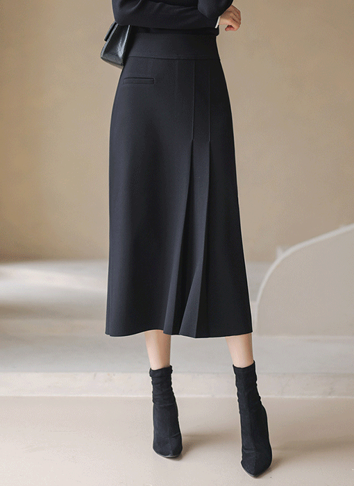 Off-Center Pleat Stretch Pull-On Skirt