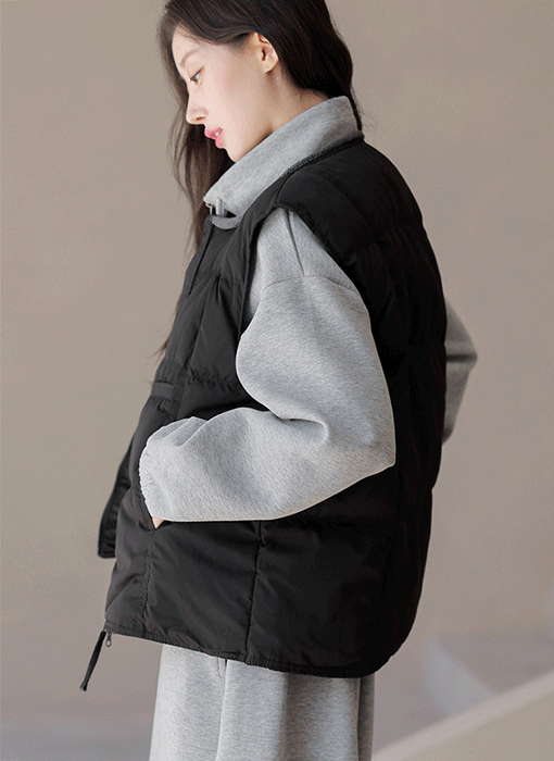 [The Onme] Knit-Trim Round-Neck Quilted Vest