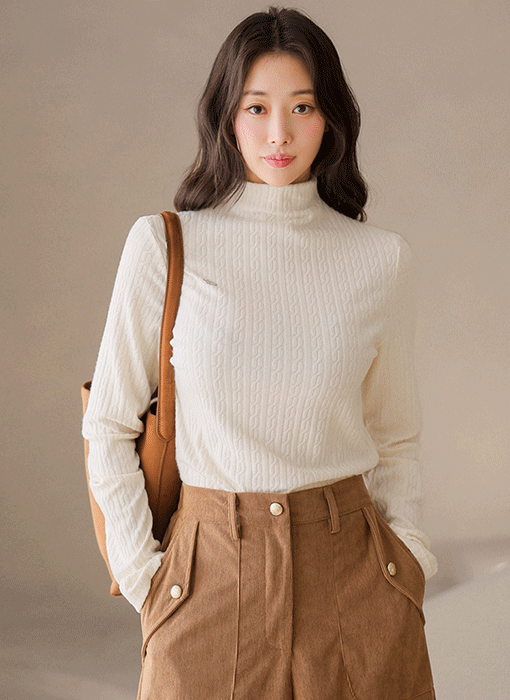[The Onme] Cable-Textured Mock-Neck Long-Sleeve Top
