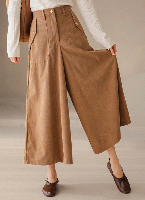 [The Onme] Cropped Wide-Leg Corduroy Pants
