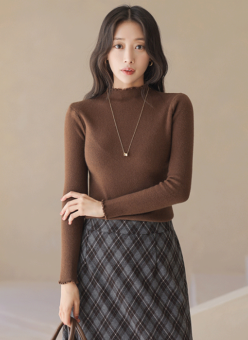 [Theonme] 여리 물결 골지 반하이넥 니트