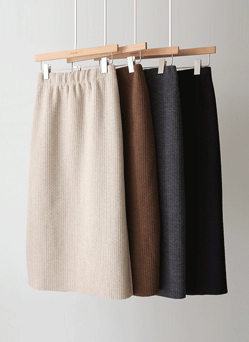 [The Onme] Wool-Blend Ribbed Knit Midi Skirt